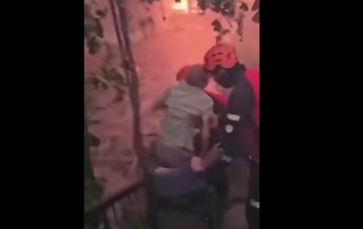 ΣΜΥΡΝΗ ΤΟΥΡΚΙΑ ΦΩΤΙΑ