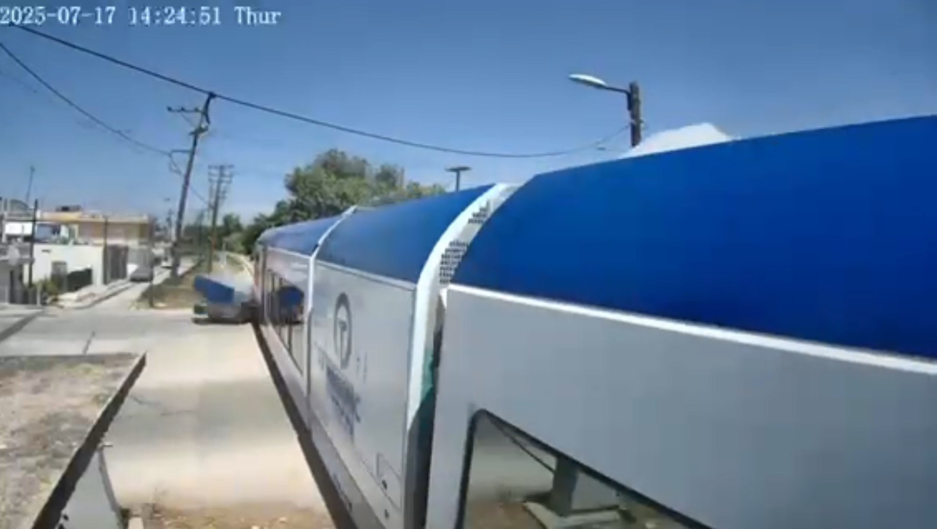 Πάτρα: Βίντεο από την στιγμή της σύγκρουσης του τρένου με το αυτοκίνητο – Η ανακοίνωση της Hellenic Train