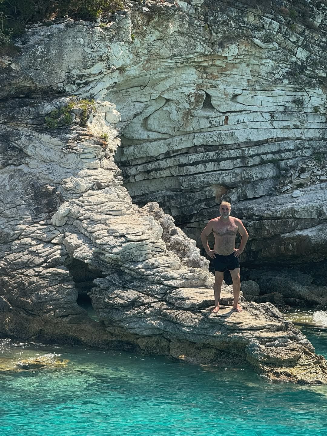 Βασίλης Μπισμπίκης