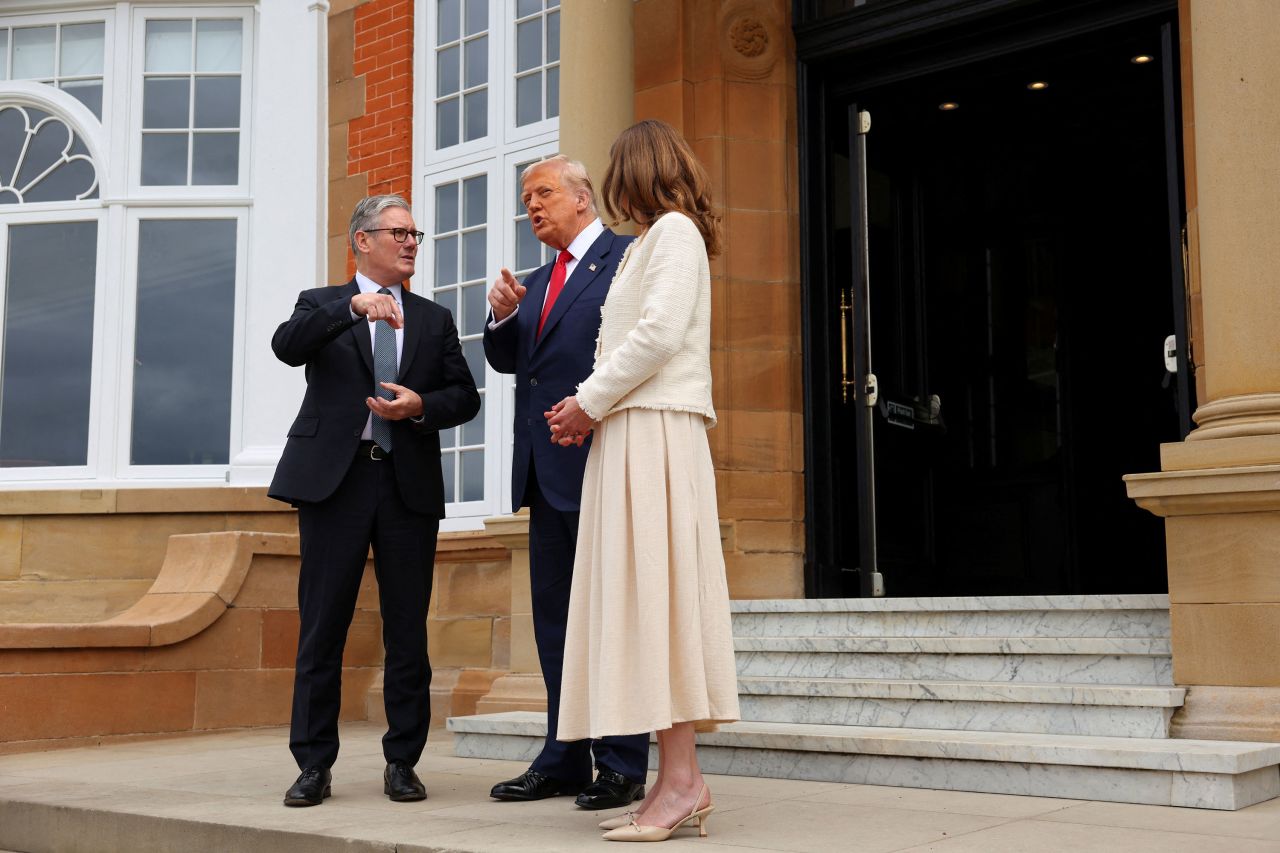 Τραμπ: «Υπάρχει πραγματική πείνα στην Γάζα – Δεν μπορείς να προσποιείσαι ότι δεν την βλέπεις»