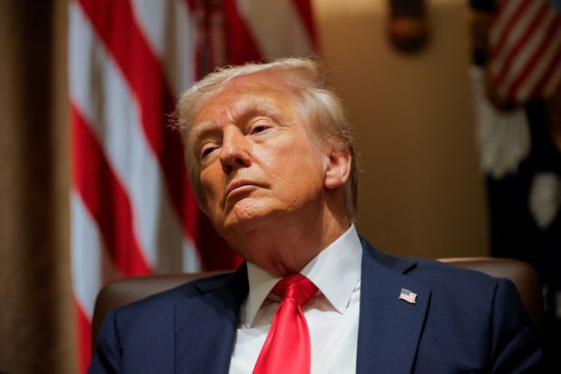 Trump reuters Τραμπ