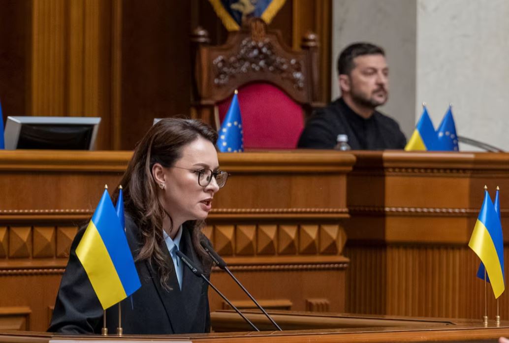 Εγκρίθηκε η νέα κυβέρνηση στην Ουκρανία: Yπουργός Εξωτερικών παραμένει ο Άντριι Σιμπίχα – Υπουργός Άμυνας ο τέως πρωθυπουργός