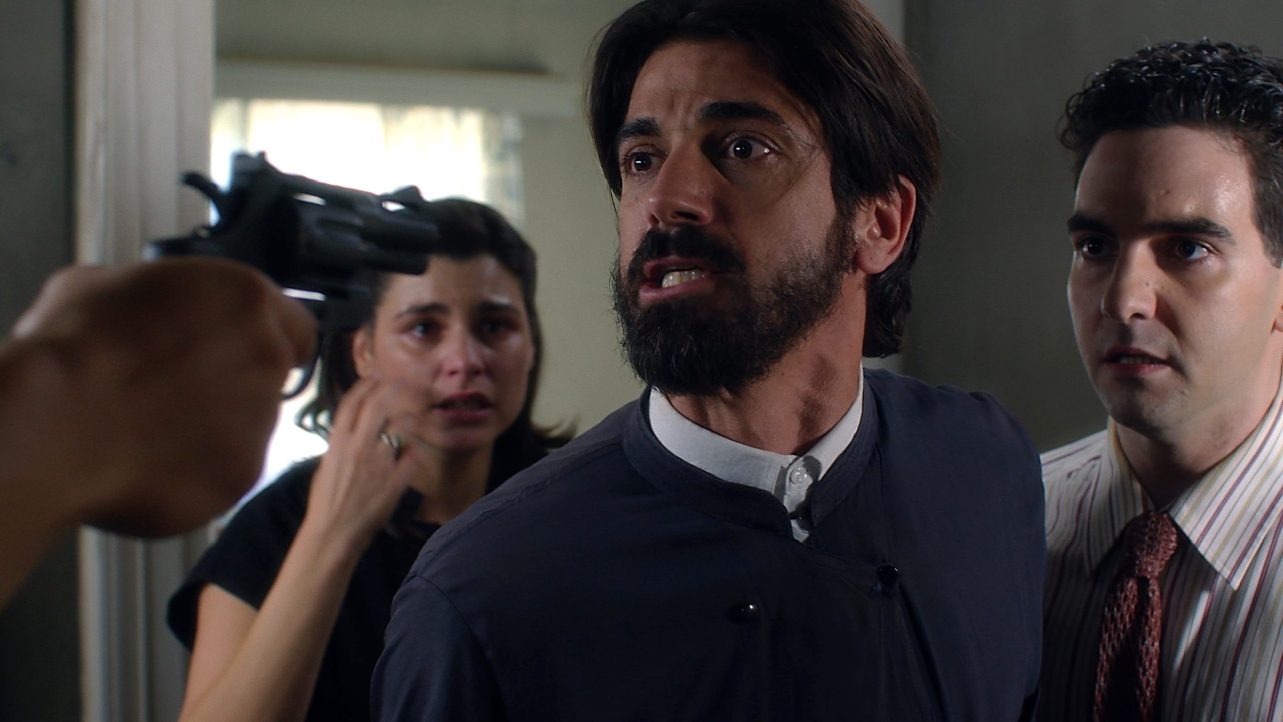 Άγιος Έρωτας: Το φινάλε της σεζόν έρχεται απόψε και καθηλώνει