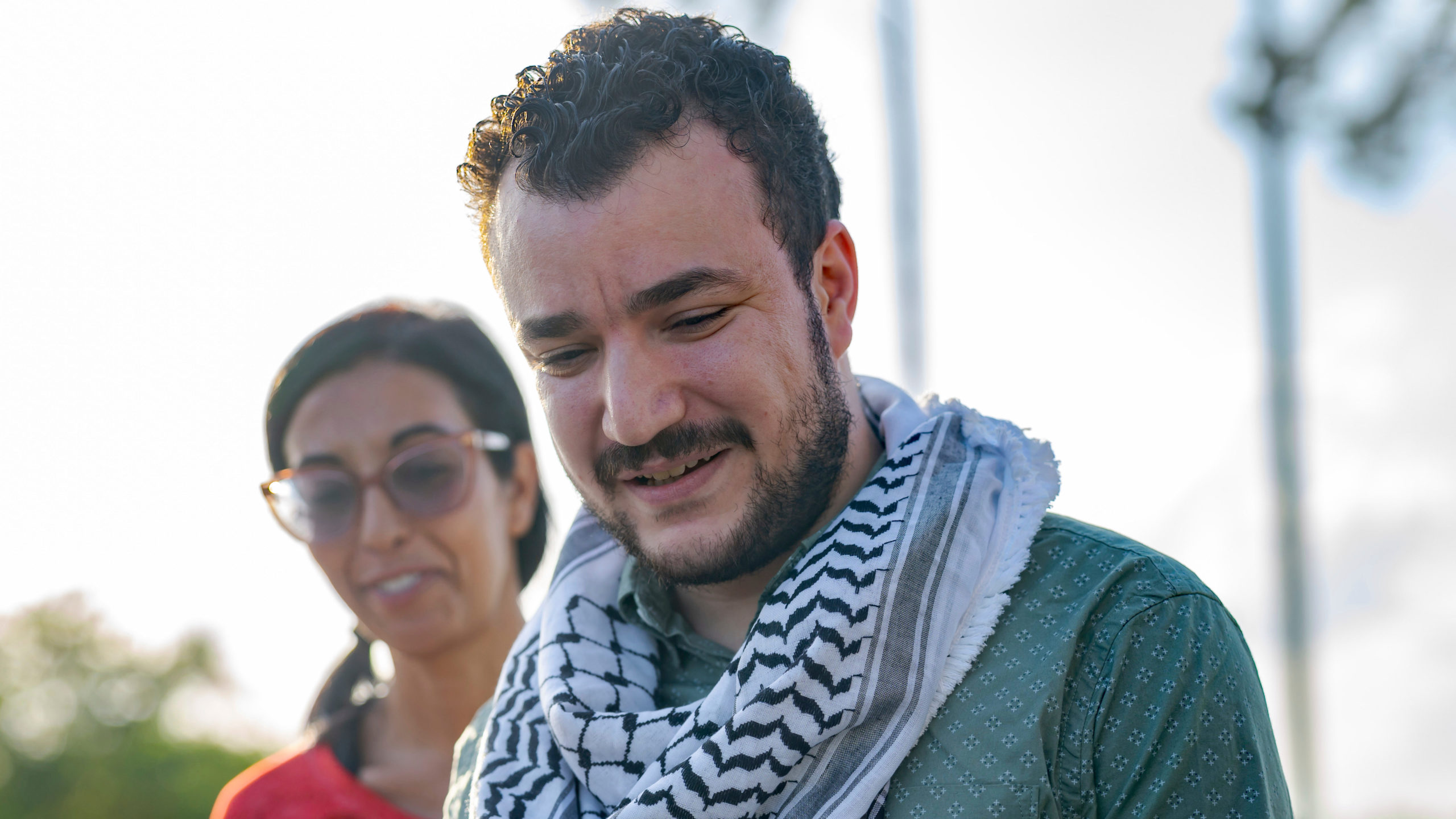 Μαχμούντ Χαλίλ: Ο φιλοπαλαιστίνιος ακτιβιστής μετά την απελευθέρωσή του μηνύει τον Τραμπ και ζητάει 20 εκατ. δολάρια