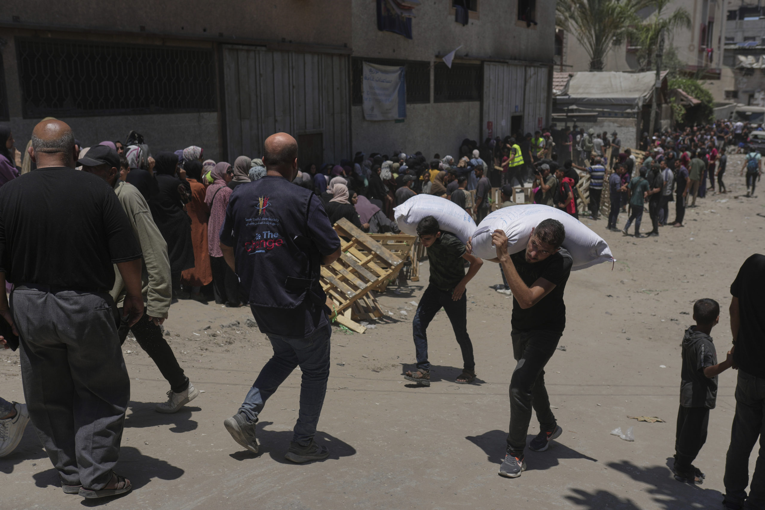 Λωρίδα της Γάζας: Τουλάχιστον 110 νεκροί, ανάμεσά τους 34 που αναζητούσαν βοήθεια από ισραηλινά πλήγματα