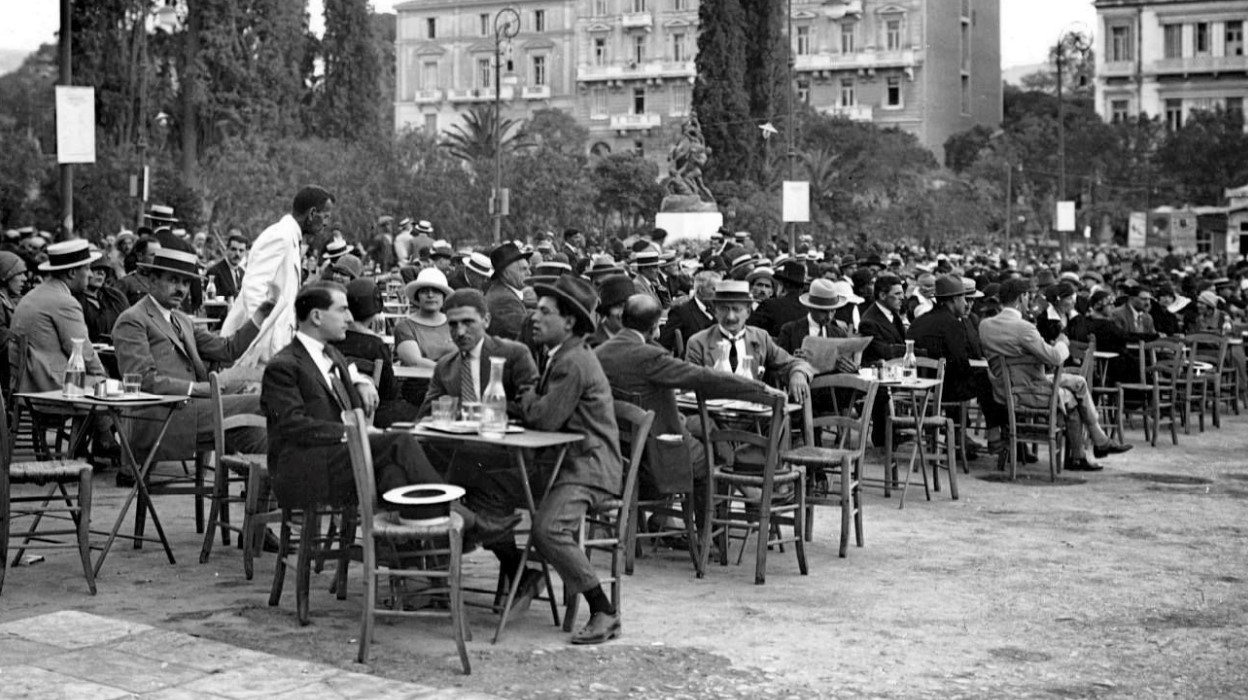 Κουίζ για την παλιά Αθήνα: Αναγνωρίζεις την πλατεία; Έχεις περάσει σίγουρα από εκεί