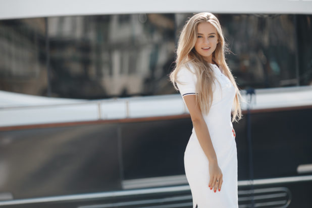 Ο πατέρας της σπατάλησε τις οικονομίες της για τις σπουδές στον τζόγο - "τώρα μου ζητάει λεφτά για να τον σώσω, δεν πρόκειται να τα δώσω". Φωτογραφία: Freepik