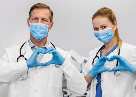 Μακροζωία: Οι 3 επιστημονικά τεκμηριωμένοι κανόνες στους οποίους ορκίζεται ένας καρδιοχειρουργός για μία μακρά και υγιή ζωή