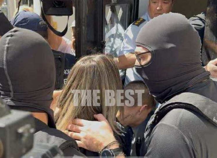 Ειρήνη Μουρτζούκου: Η στιγμή που η 25χρονη φτάνει στο Δικαστικό Μέγαρο Πατρών – ΦΩΤΟ και ΒΙΝΤΕΟ