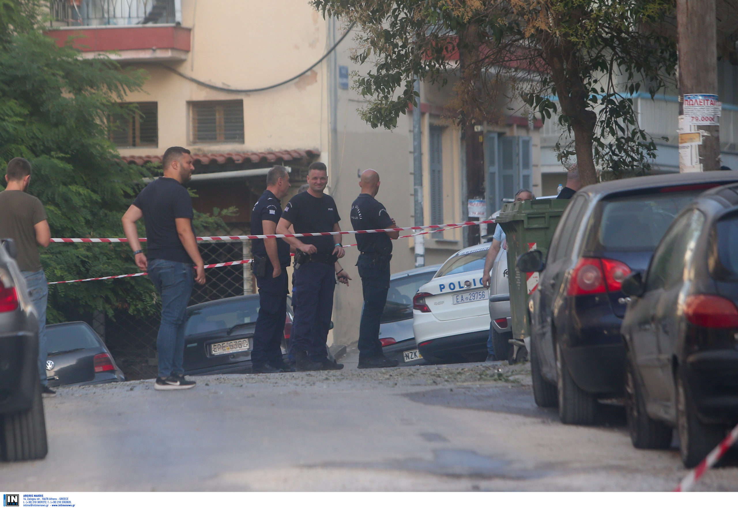 Θεσσαλονίκη: Ισχυρή έκρηξη σε ισόγειο διαμέρισμα πολυκατοικίας – Τραυματίστηκαν δύο άτομα, εξετάζεται το ενδεχόμενο τρομοκρατικής ενέργειας