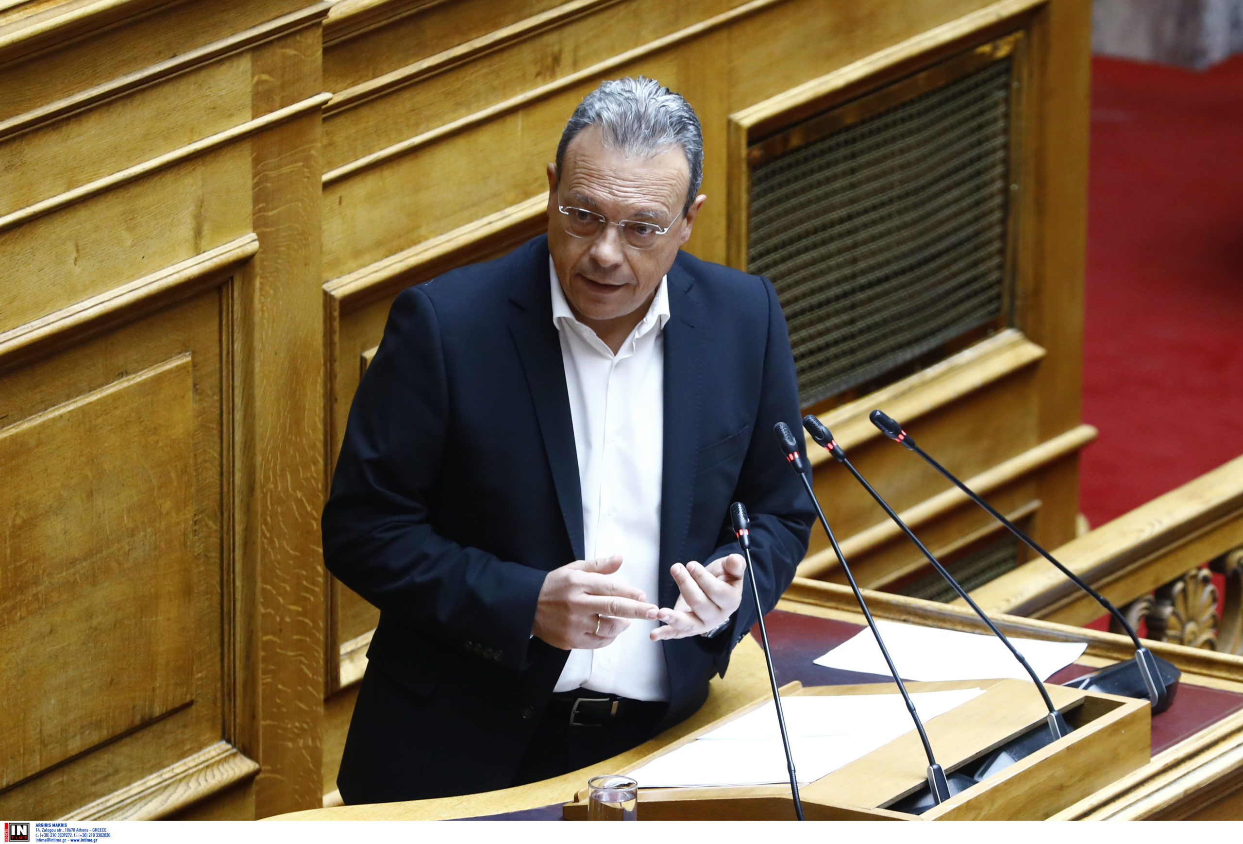 Φάμελλος: Η κυβέρνηση παράγει σκάνδαλα και τρέχει να τα κουκουλώσει