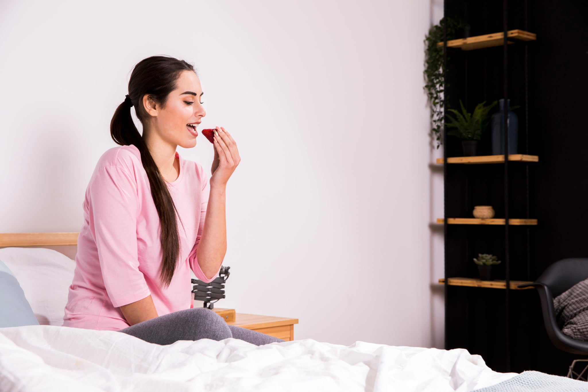 Ύπνος: Η Νο1 τροφή που ενισχύει την παραγωγή μελατονίνης και σας βοηθάει να κοιμηθείτε καλά