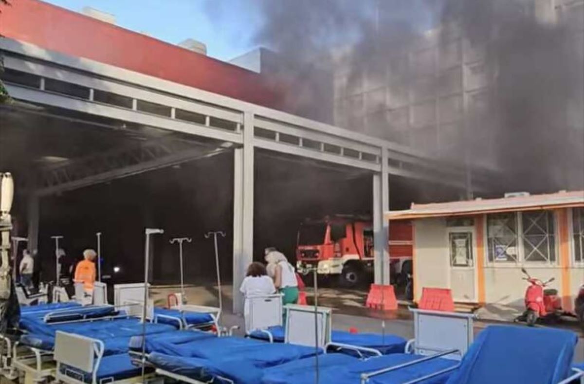 φωτιά Πάτρα Νοσοκομείο Αγίου Ανδρέα