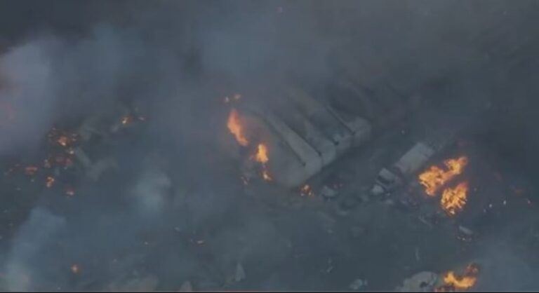 ΦΩΤΙΑ ΚΑΛΙΦΟΡΝΙΑ