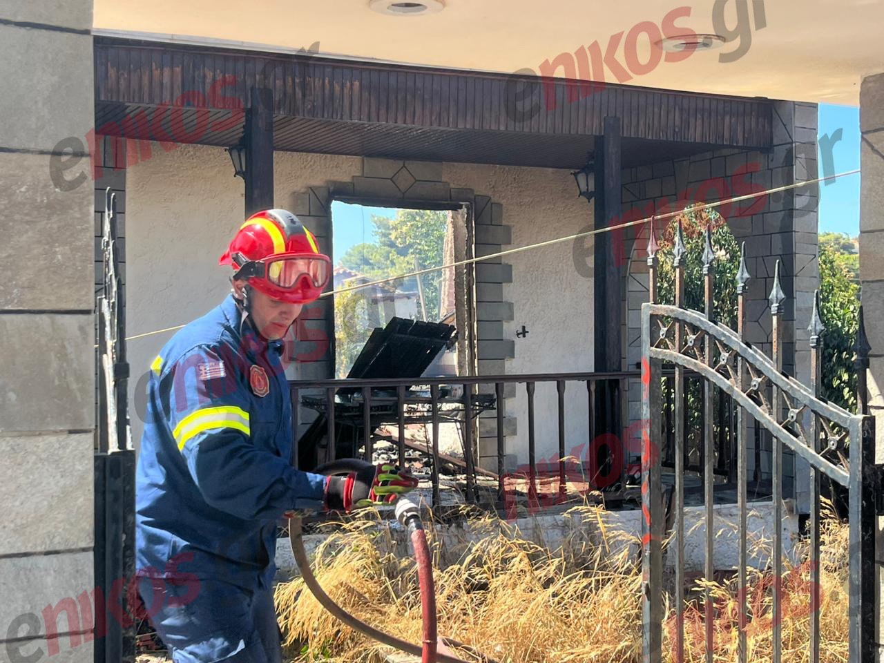 Φωτιά, Κορωπί, καμένο σπίτι