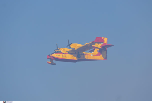 Φωτιά, Ραφήνα, Πικέρμι, Σπάτα