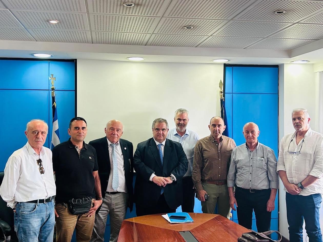 Σπανάκης: Τετράμηνη παράταση στους ιδιοκτήτες δεσποζόμενων ζώων συντροφιάς