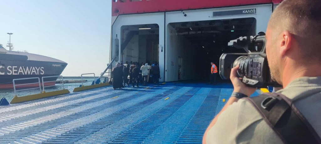 ΗΡΑΚΛΕΙΟ ΜΕΤΑΝΑΣΤΕΣ