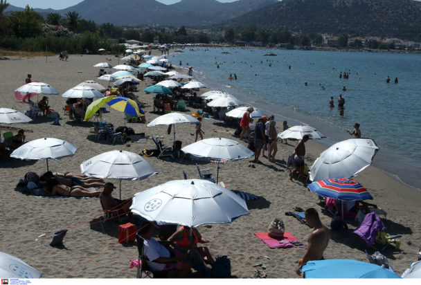 Καιρός καύσωνας παραλία