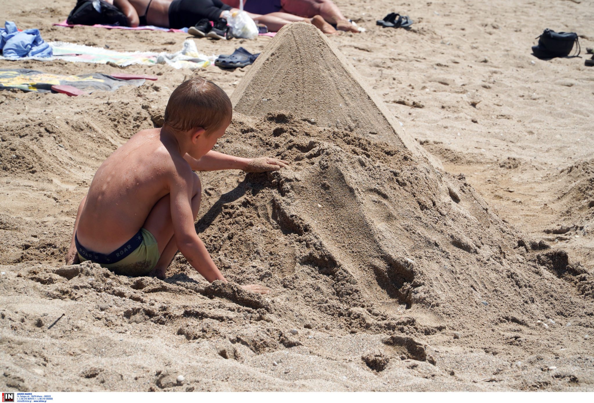 Καιρός καύσωνας παραλία