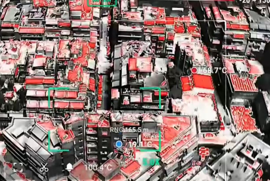 Καύσωνας: «Βράζει» το τσιμέντο στο κέντρο της Αθήνας – 68 βαθμοί στο έδαφος του Λυκαβηττού