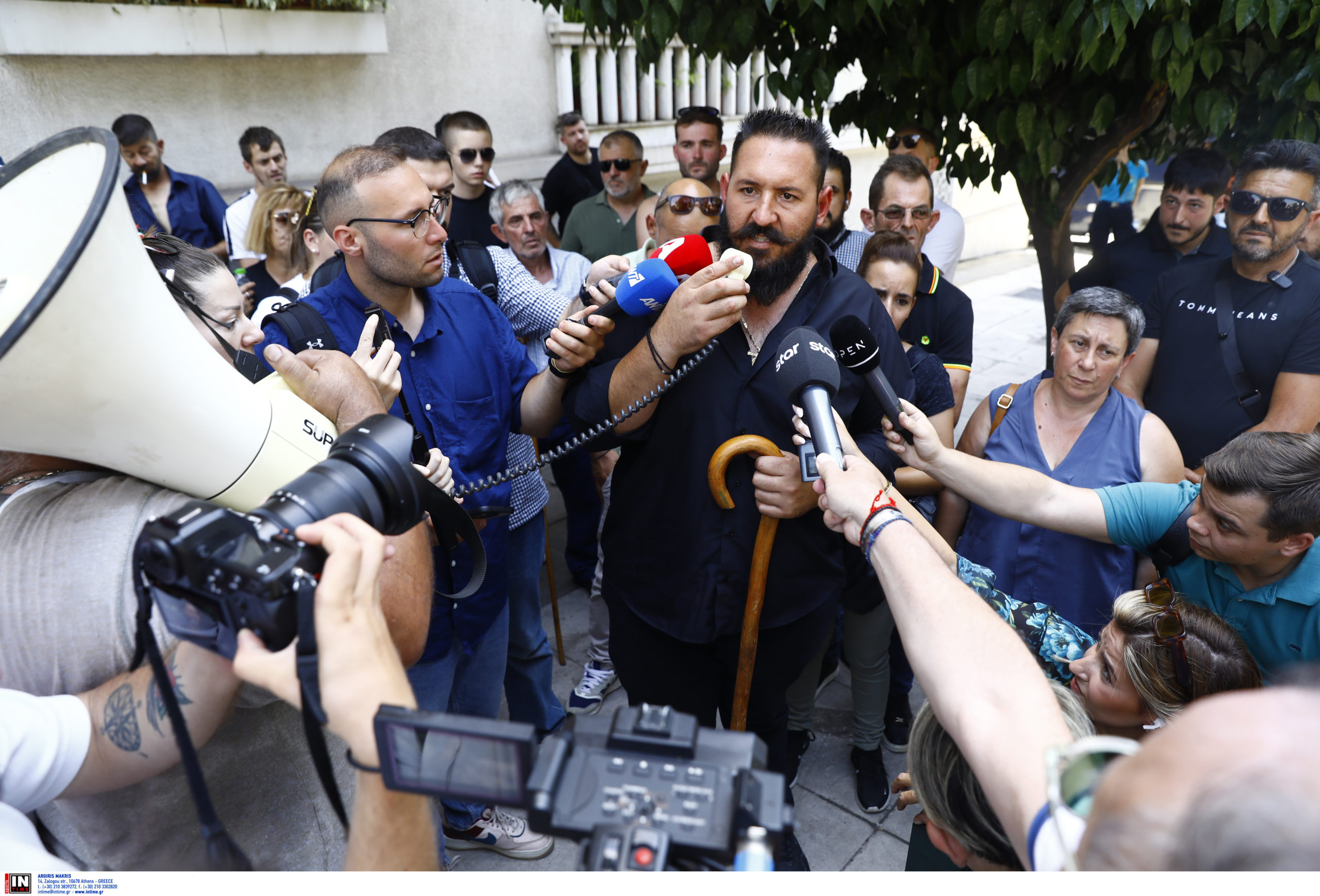 Διαμαρτυρία κτηνοτρόφων κοντά στο Μέγαρο Μαξίμου – «Είμαστε σε απόγνωση, θέλουμε την στήριξη της Πολιτείας»