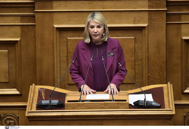 Ζέττα Μακρή