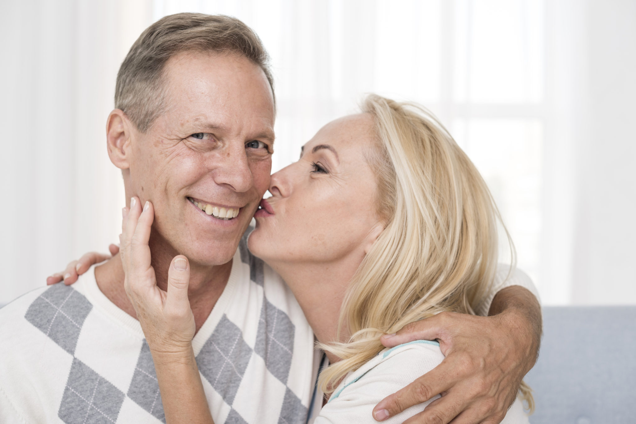 Οι 11 αδιαπραγμάτευτοι κανόνες που ακολουθούν κρυφά τα ευτυχισμένα ζευγάρια