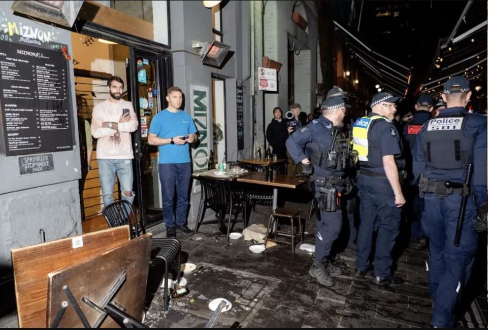 ΜΕΛΒΟΥΡΝΗ ΣΥΝΑΓΩΓΗ