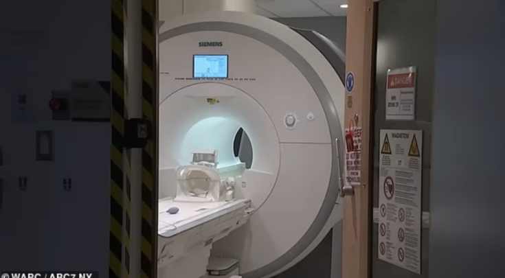 Φρικτό δυστύχημα: Πέθανε ο 61χρονος που «παγιδεύτηκε» σε μαγνητικό τομογράφο - Μπήκε στην αίθουσα γιατί άκουσε συγγενή του να φωνάζει