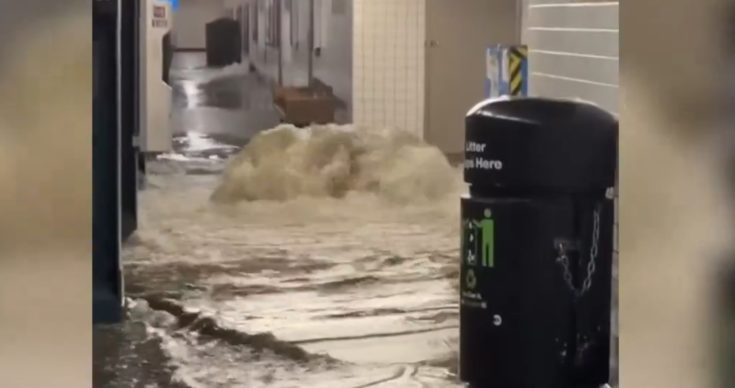 ΠΛΗΜΜΥΡΕΣ ΝΙΟΥ ΤΖΕΡΣΕΙ