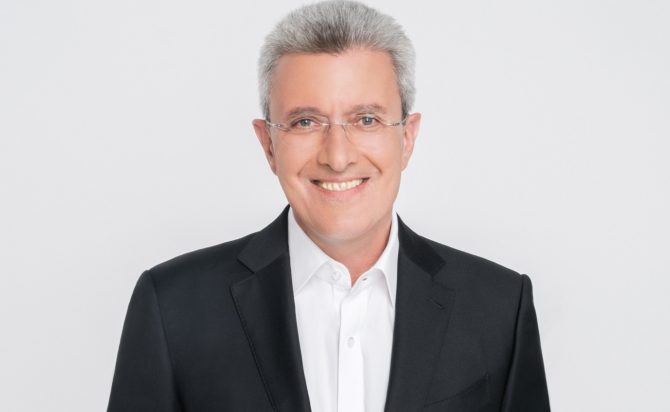 ενώπιος ενωπίω Νίκος Χατζηνικολάου