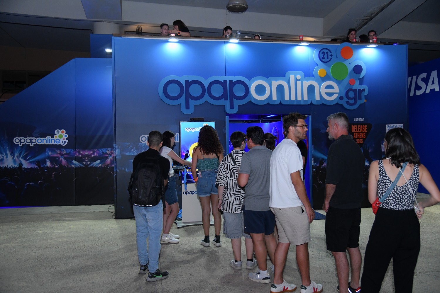 Εσύ, ποιο τραγούδι των London Grammar θα αφιέρωνες; – Οι επισκέπτες του Release Athens Festival έκαναν τις δικές τους αφιερώσεις στην κάμερα του opaponline.gr