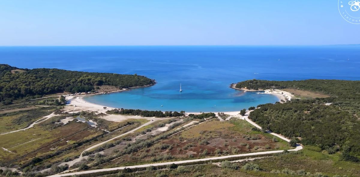 Όρμος του Οδυσσέα: Η μυθική παραλία της Ηπείρου