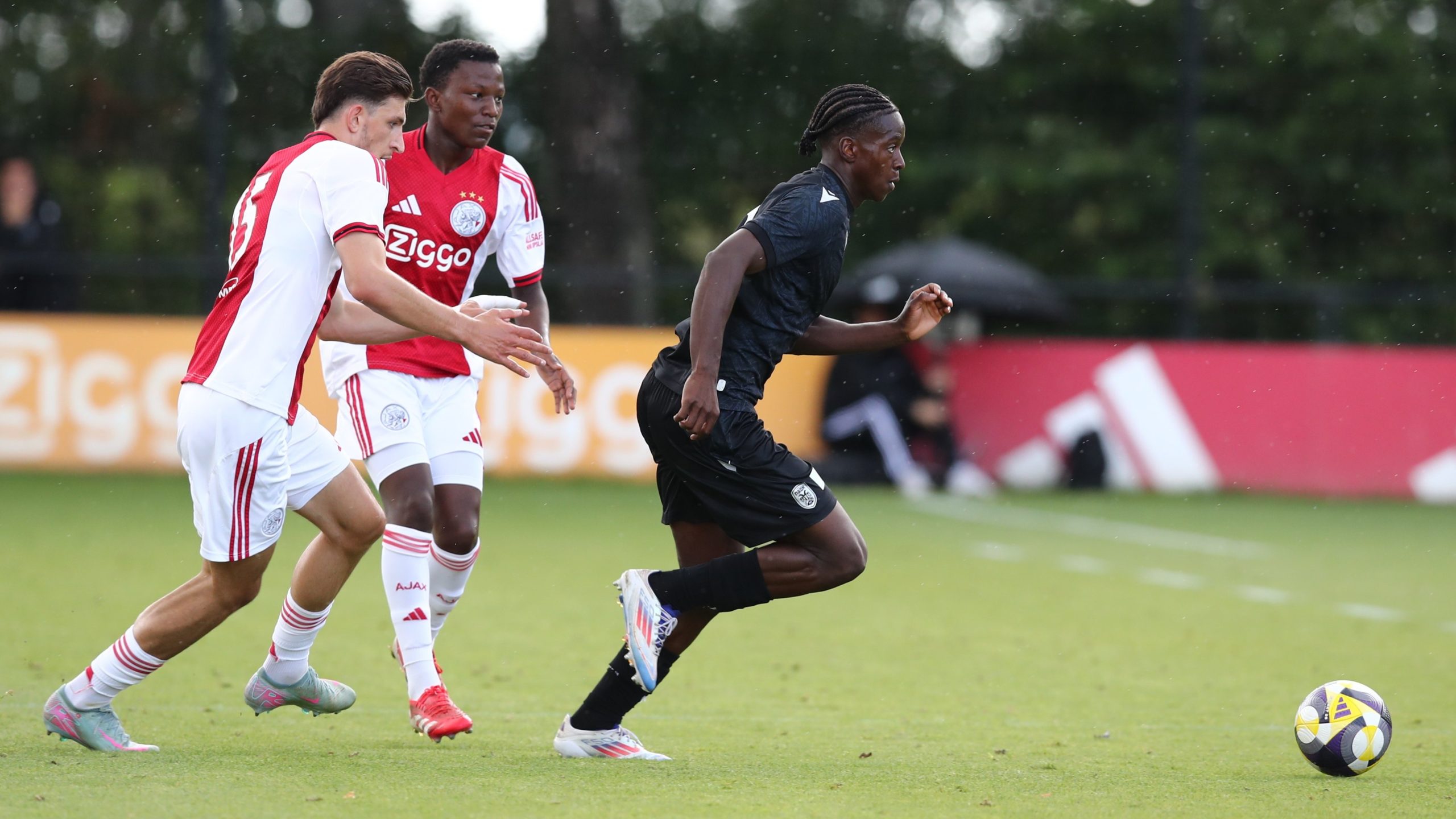 ΠΑΟΚ: Έχασε 2-1 από τον Άγιαξ – «Κέρδισε» Μύθου και Μπαλντέ