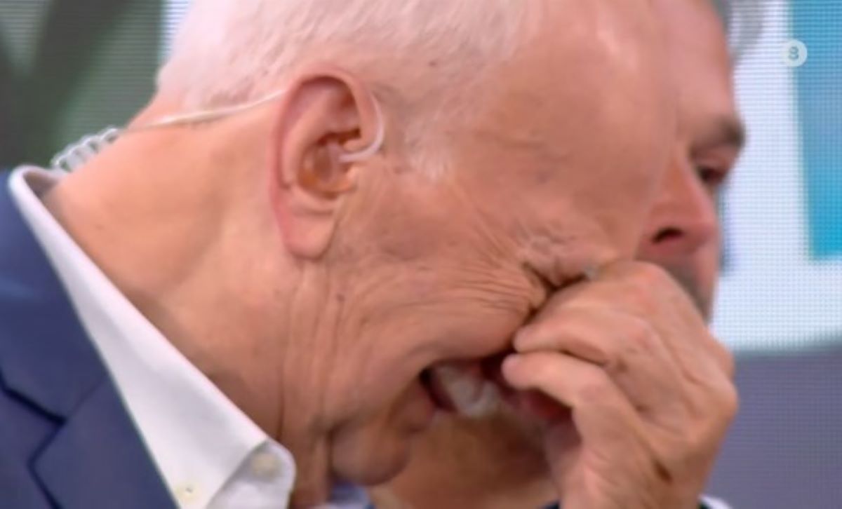 Γιώργος Παπαδάκης: «Καλημέρα Ελλάδα για τελευταία φορά» – Δάκρυα και συγκίνηση στο «αντίο» στους τηλεθεατές έπειτα από 34 χρόνια