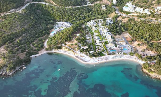 Η παραλία Αγία Παρασκευή