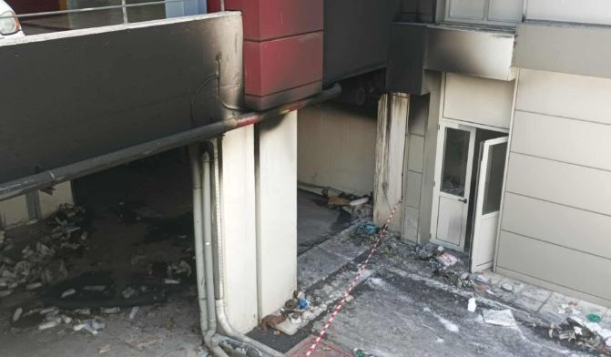 Γεωργιάδης: Είναι η δεύτερη φωτιά σε έναν χρόνο στο νοσοκομείο «Άγιος Ανδρέας» – Πρέπει να ξαναδούμε τα πρωτόκολλα – Δείτε φωτογραφίες