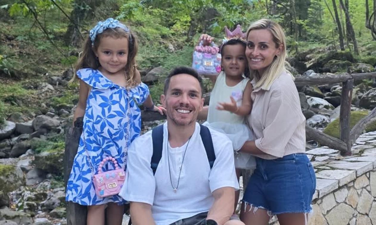 Λευτέρης Πετρούνιας Βασιλική Μιλλούση