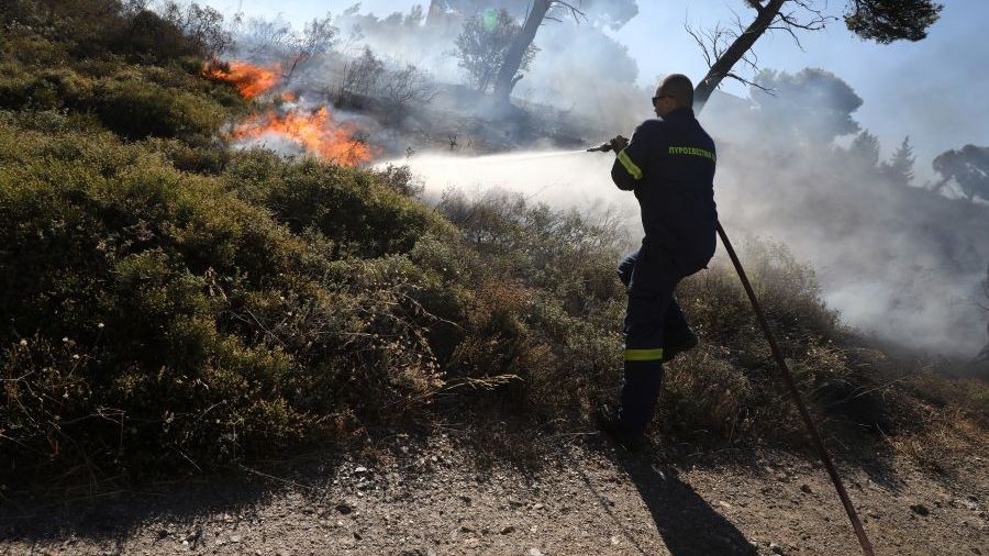 Υψηλός ο κίνδυνος πυρκαγιάς για αρκετές περιοχές της χώρας σήμερα – Ο χάρτης πρόβλεψης