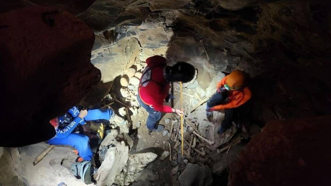 Οι ταφές ηλικίας 500 ετών που βρέθηκαν βαθιά σε σπήλαιο της Κοαουΐλα δε Σαραγόσα. Φωτογραφία: CINAH