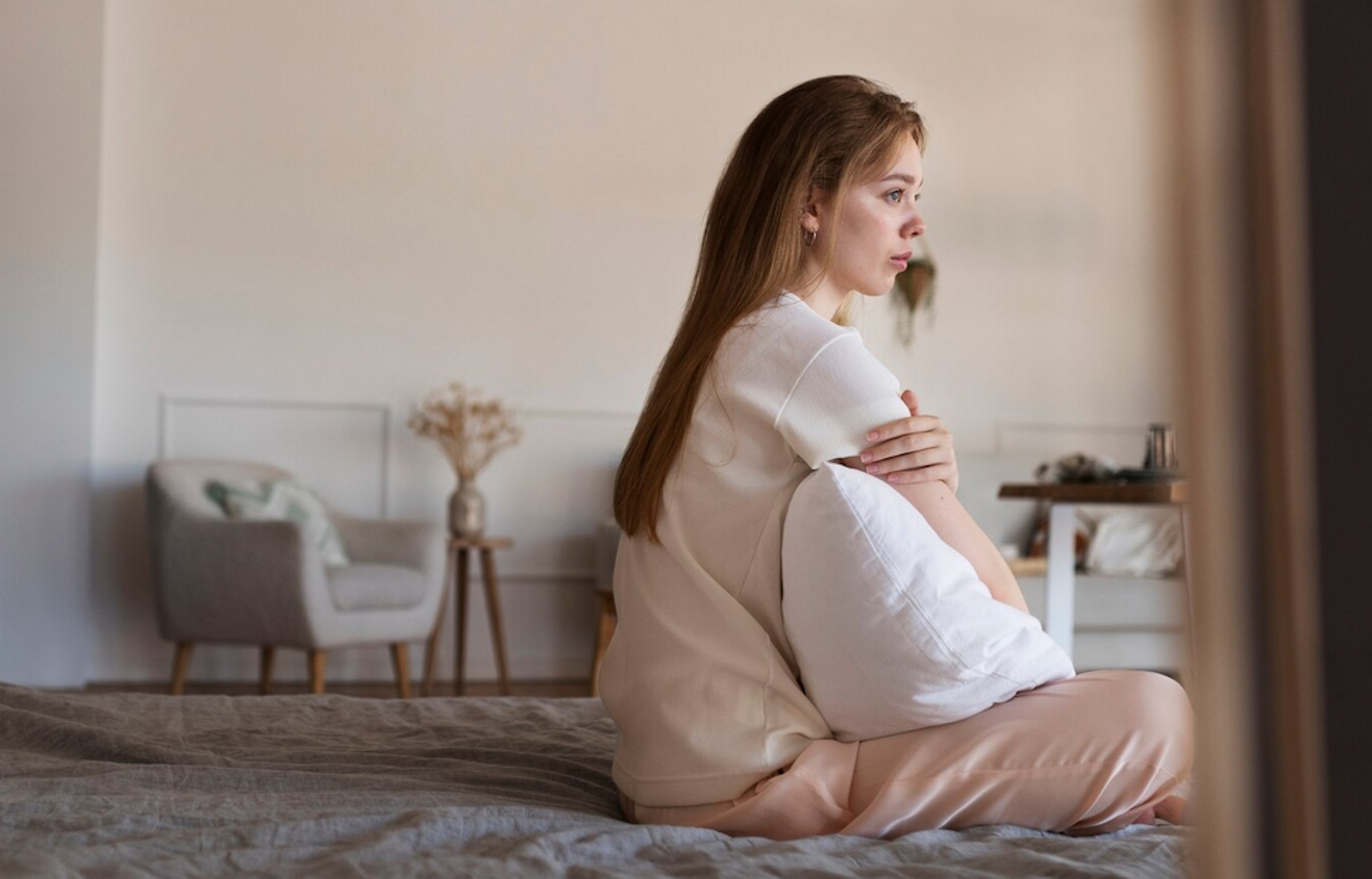 Ύπνος: Ειδικός προειδοποιεί ότι μια «διακριτική» μυρωδιά στο υπνοδωμάτιο στις 2-5 τα ξημερώματα μπορεί να είναι σημάδι προσβολής από κοριούς