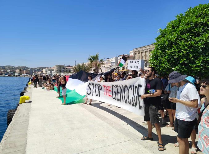 Σύρος: Αντιδράσεις πολιτών για την άφιξη κρουαζιερόπλοιου με Ισραηλινούς τουρίστες στο λιμάνι της Ερμούπολης – ΦΩΤΟ και ΒΙΝΤΕΟ