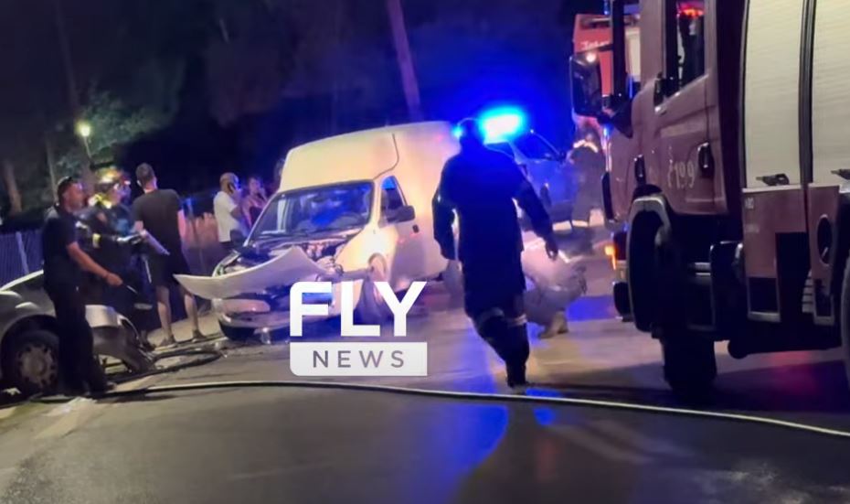 Σπάρτη: Αυτοκίνητο μπήκε στο αντίθετο ρεύμα και συγκρούστηκε μετωπικά με άλλο όχημα – Στο νοσοκομείο 4 τραυματίες 