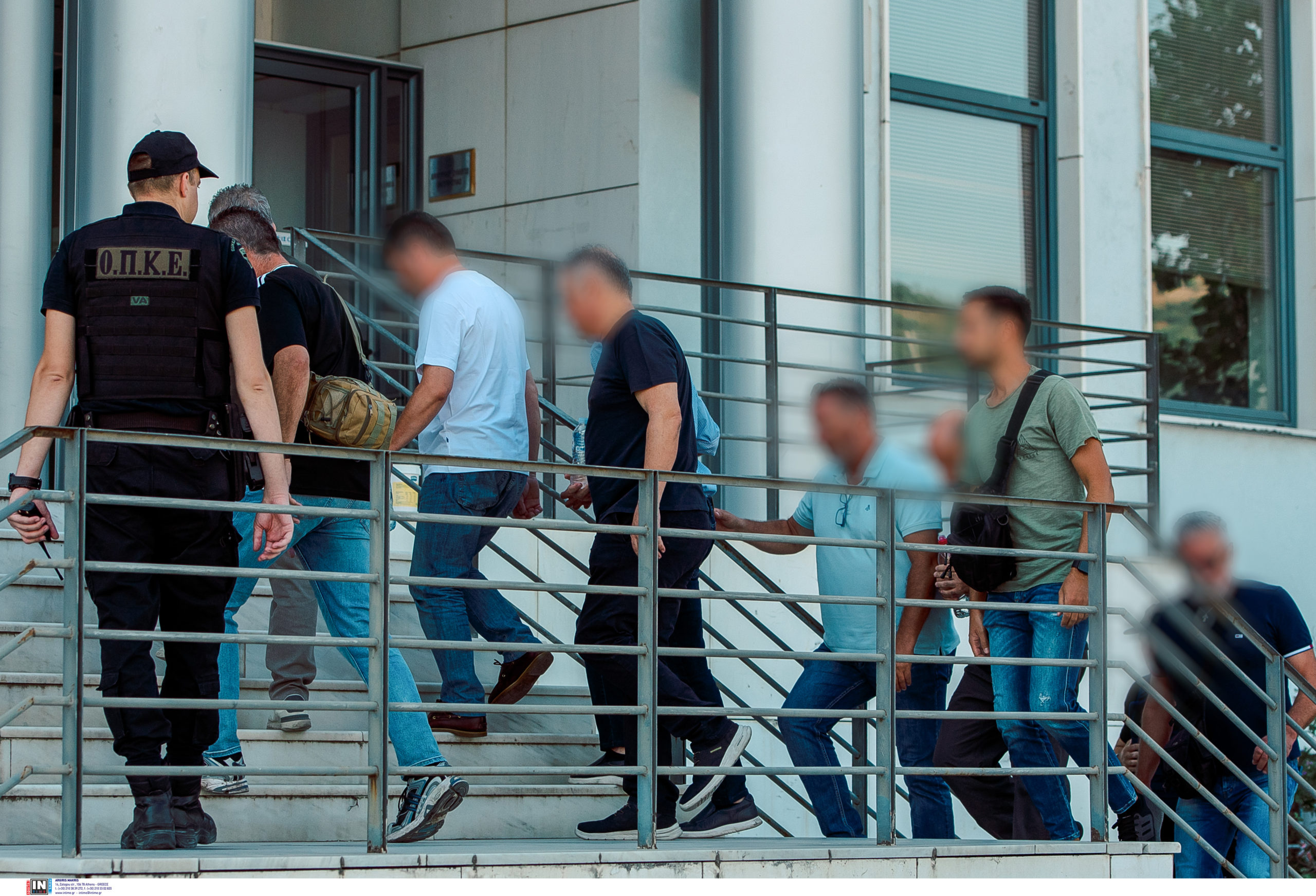 Ήπειρος: Στη φυλακή οι 13 από τους 14 συλληφθέντες τελωνειακούς του μεθοριακού σταθμού Μαυροματίου