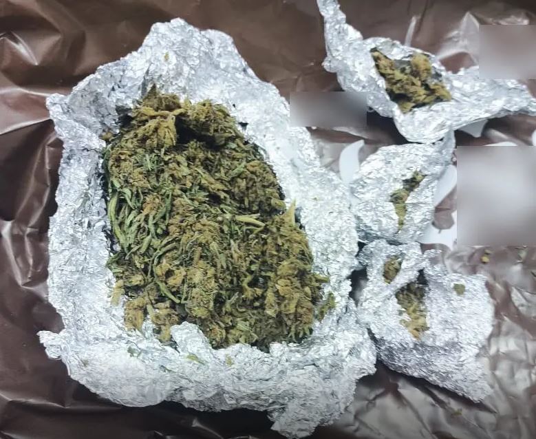 Εξαρθρώθηκε συμμορία που πουλούσε ναρκωτικά σε τουρίστες στο κέντρο της Αθήνας – 4 συλλήψεις – ΒΙΝΤΕΟ