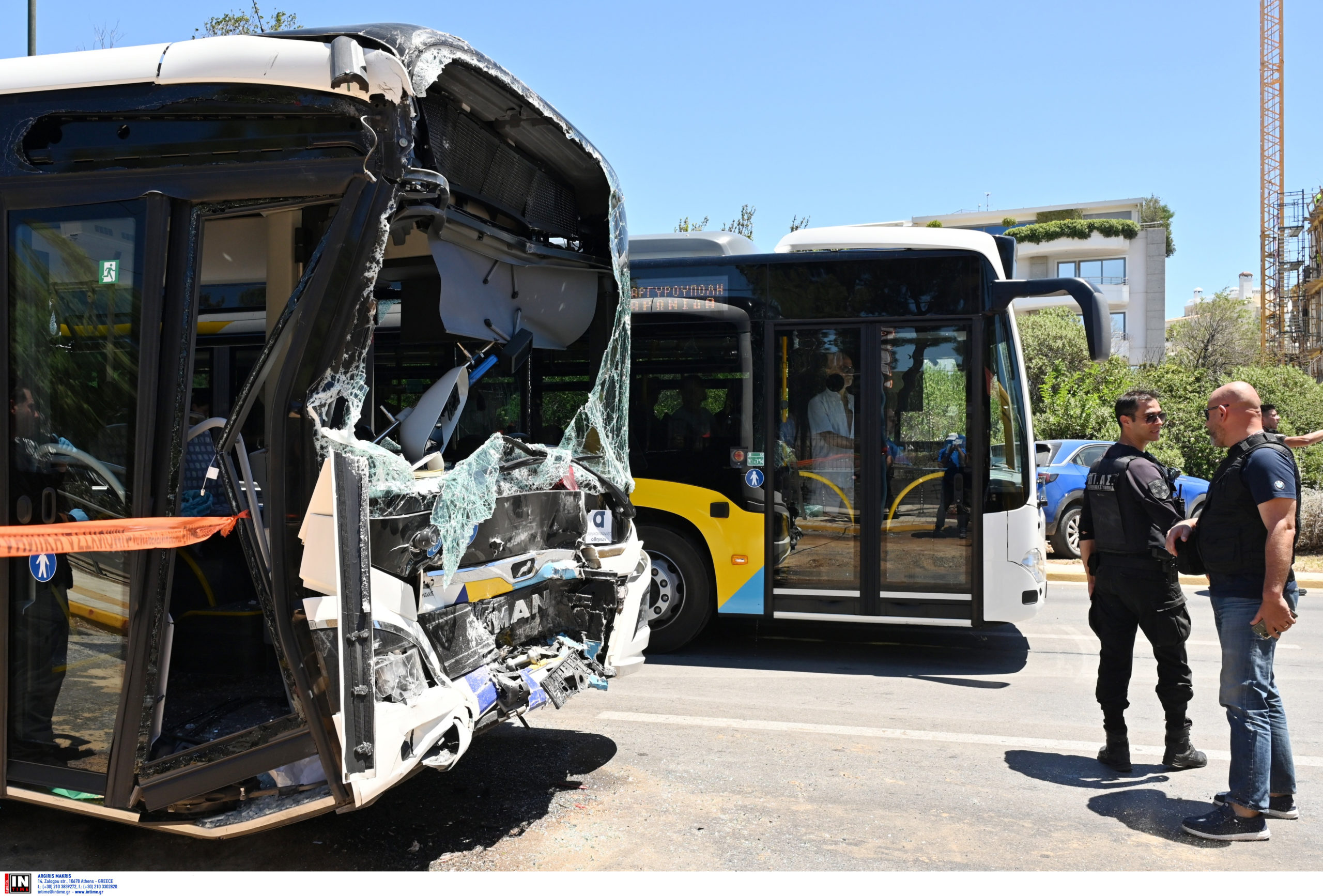 Βούλα τροχαίο λεωφορεία