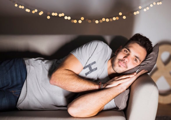 Ύπνος: Επιστήμονες προειδοποιούν όσους κοιμούνται πάνω από 9 ώρες την ημέρα - Οι πιθανοί κίνδυνοι για την υγεία