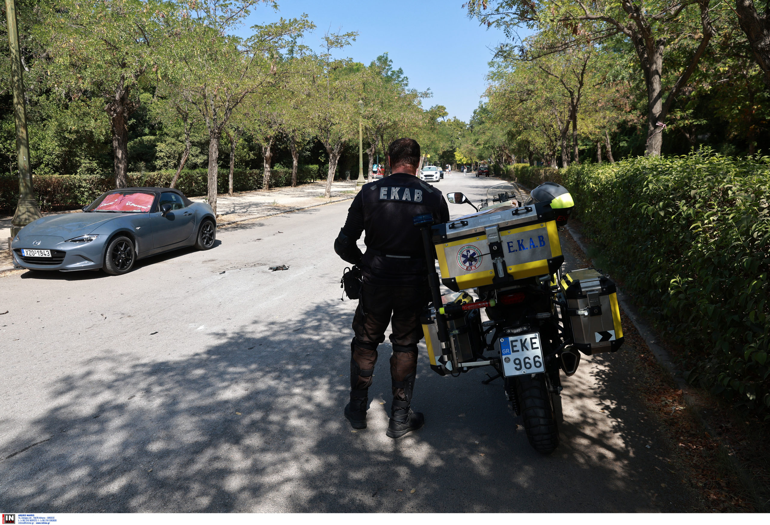 Σοκ στην Αθήνα: Γυναίκα αυτοπυρπολήθηκε έξω από την Αίγλη Ζαππείου