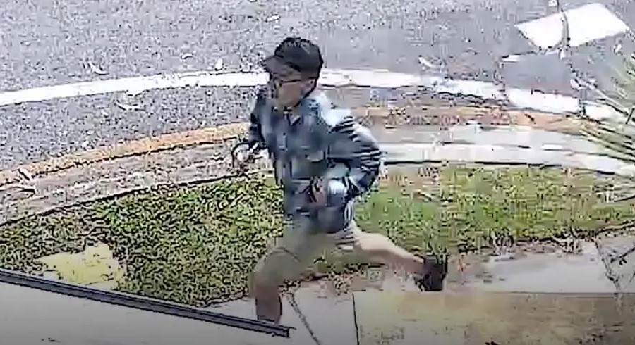 Μετανάστης έριξε καυτό καφέ σε βρέφος 9 μηνών – Είχε απορριφθεί η αίτησή του για βίζα